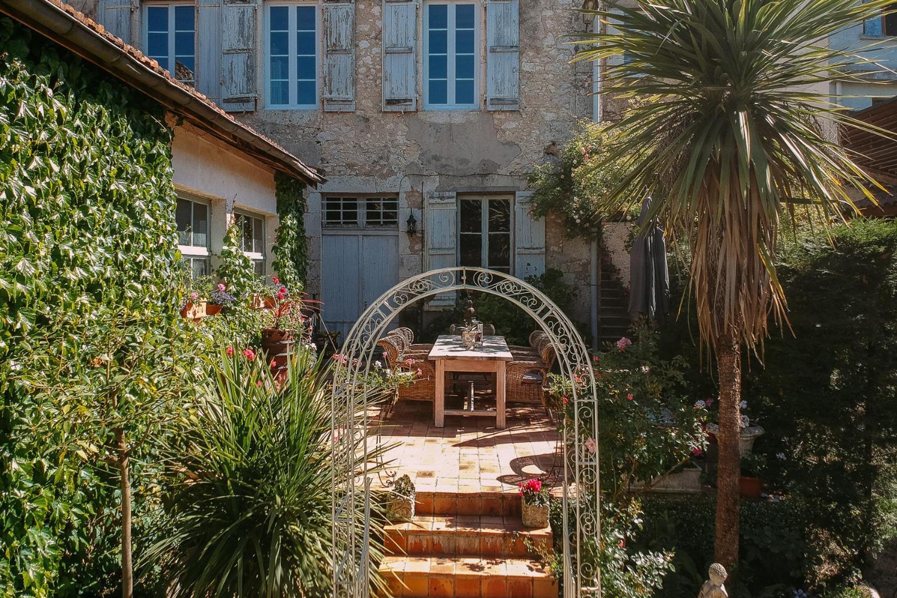 La Maison 64 Chambre D'Hotes Barbaste Exterior photo